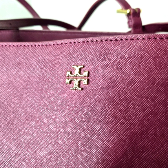 Tory Burch Emerson Tote Handbag. Burgundy, Saffiano Leather, Large. - Picture 8 of 16